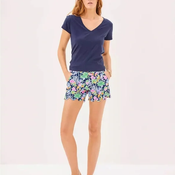 Lilly Pulitzer Disney Buttercup Shorts Navy Green Pink Size 4 - Picture 2 of 7